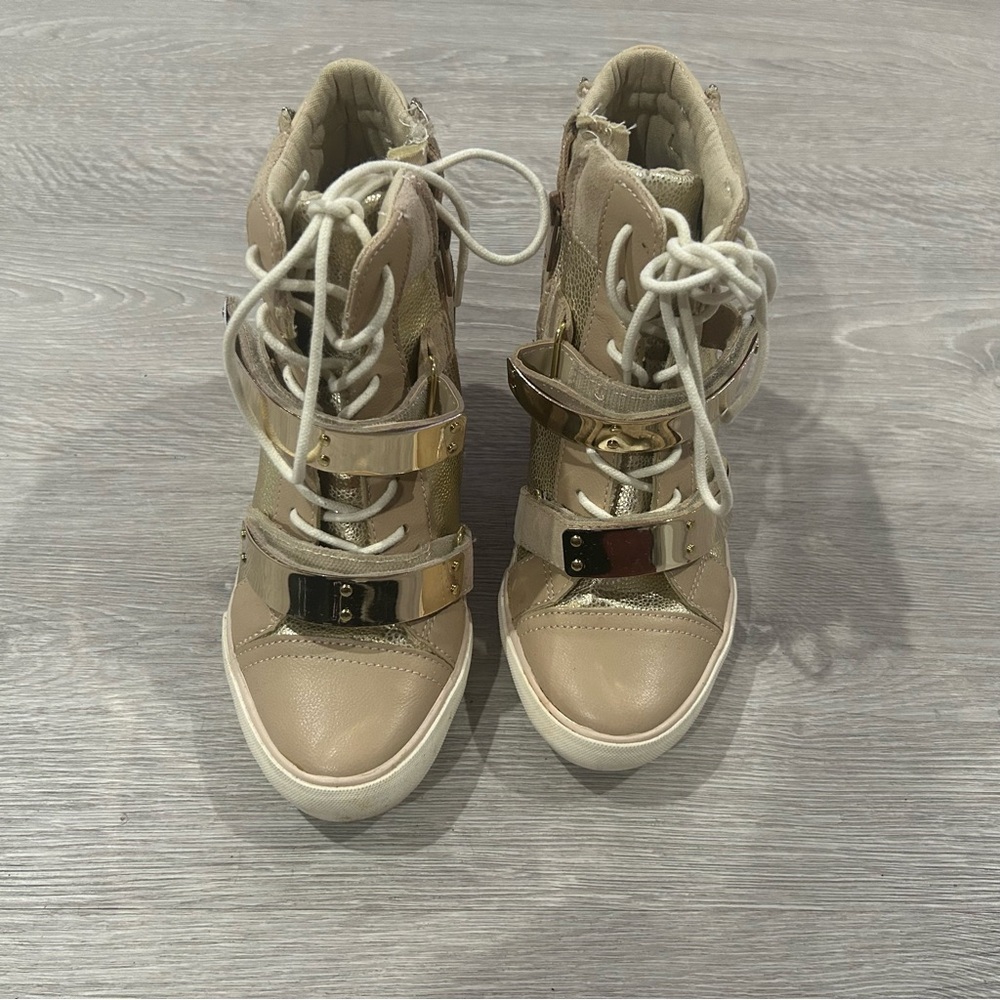 Also sneaker wedges